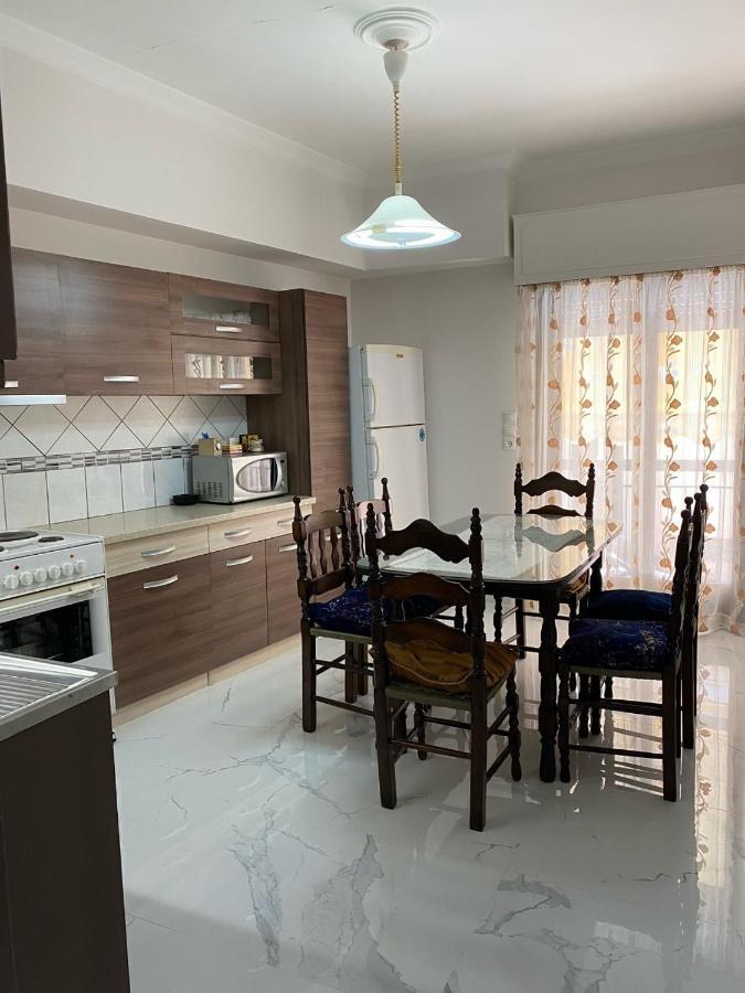나프팍토스 Jo'S House 아파트 외부 사진